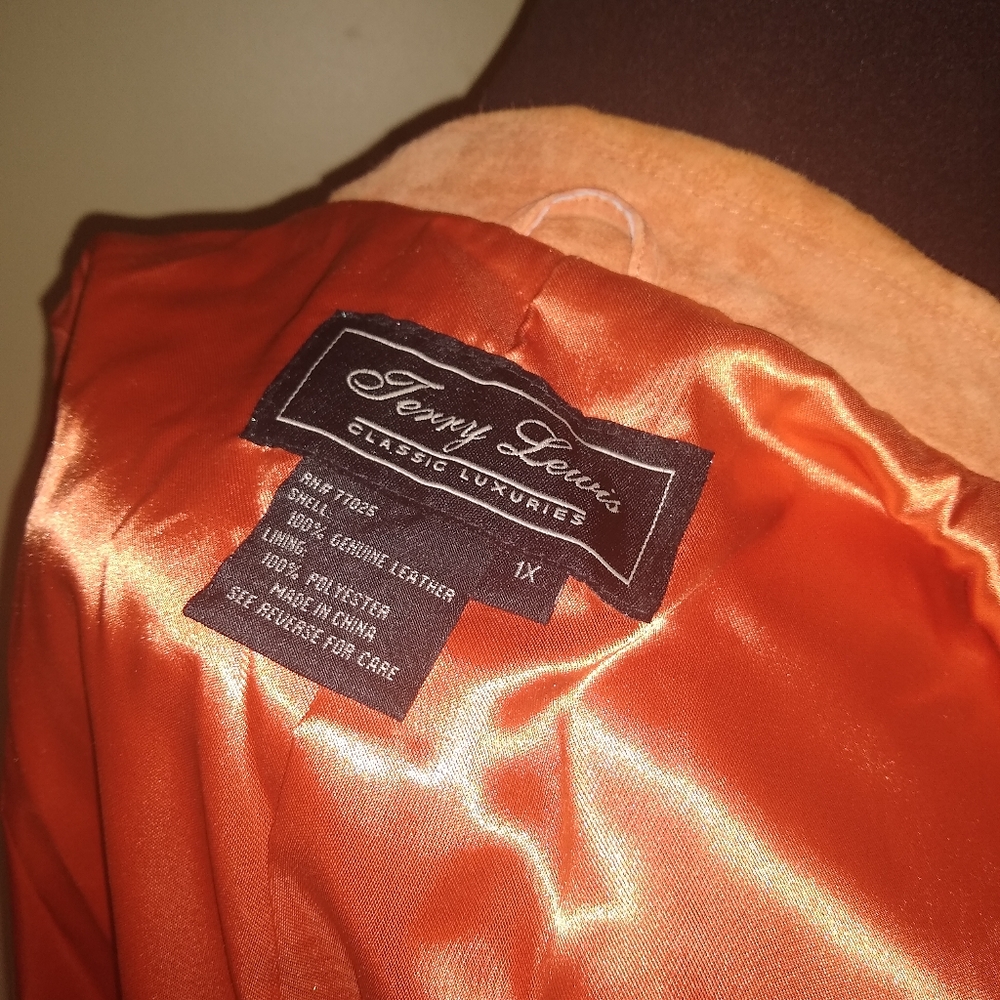 Jacket - Picture 3 of 3